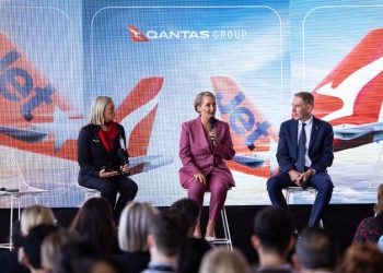 Qantas, siber saldırı sonrası yöneticilerin maaşını kesti