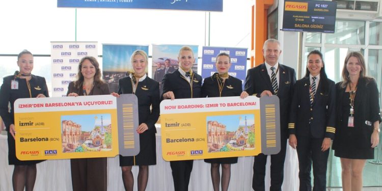 Pegasus, İzmir–Barselona uçuşlarına başladı
