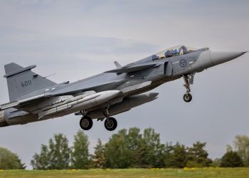 İsveç’e ilk Gripen E teslim edildi
