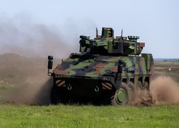 Almanya ordusu için 7 milyar euroluk zırhlı araç planı