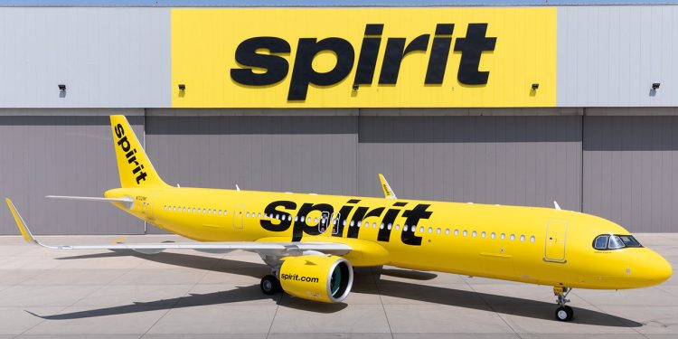 Spirit filosundaki 100 uçağı elden çıkaracak