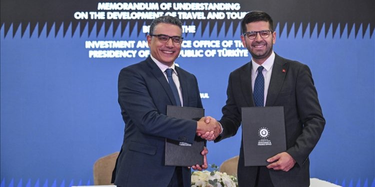 Türkiye, Amadeus ile el sıkıştı