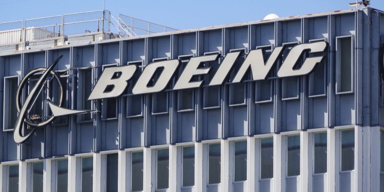 Boeing, 2019’daki 737 MAX kazasında üç aileyle anlaştı