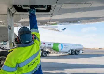 Singapur, uçak biletlerine çevre vergisi getiriyor