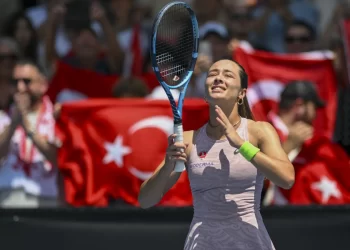THY sporcusu Zeynep Sönmez Avustralya Açık’ta tarih yazıyor