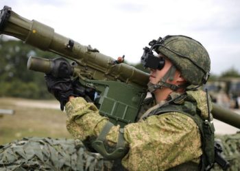 İran ile Rusya arasında 500 füzelik imza