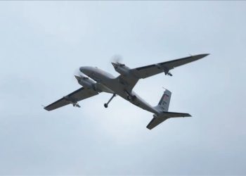 Bayraktar AKINCI, EREN ile hava-hava atışında tam isabetle vurdu