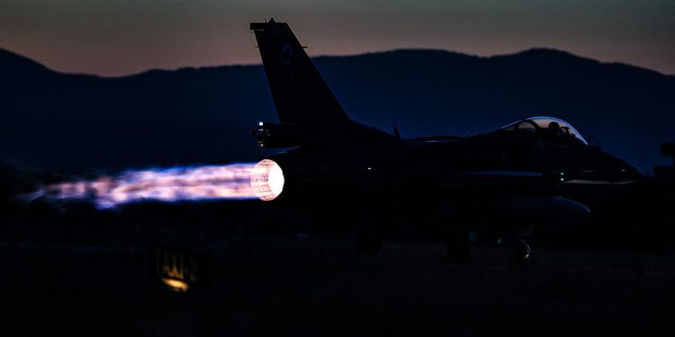 Balıkesir’de F-16 düştü: 1 şehit