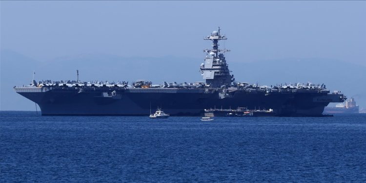 ABD’nin uçak gemisinde tuvalet krizi büyüyor!